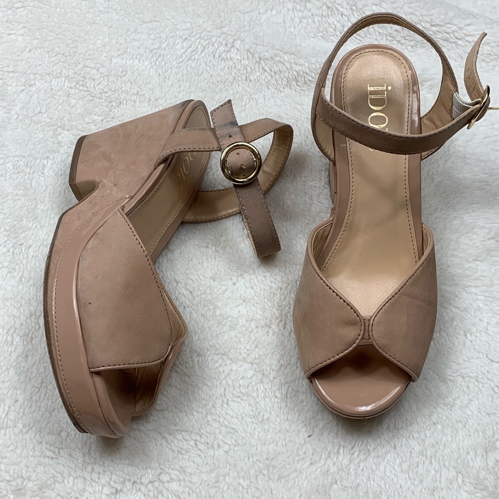 iDoré Nude Heels Size 8